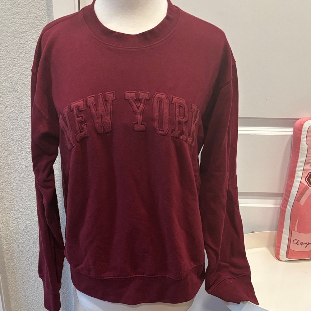 EUC New York Popular Maroon Sweatshirt